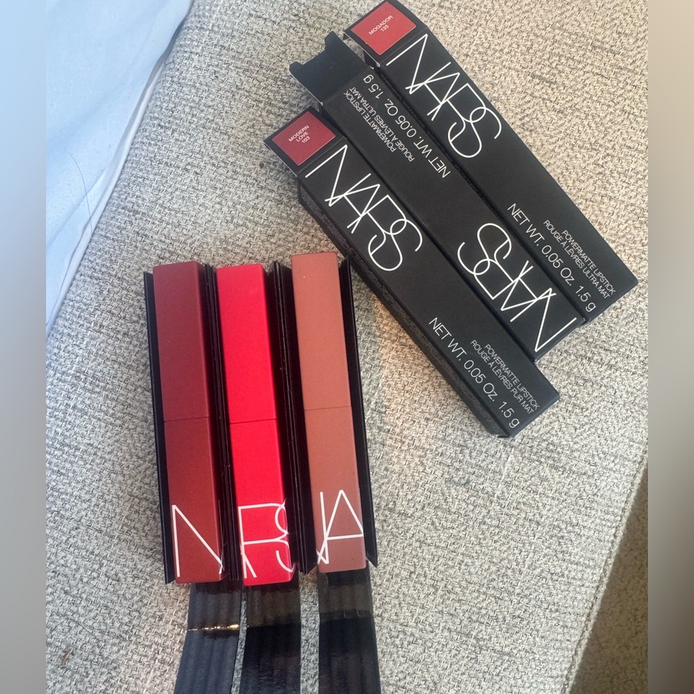 NARS LIPSTICK POWERMATTE Choose your shade